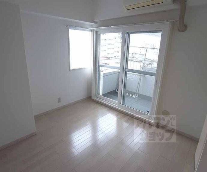 【グランドムール四条烏丸西】間取