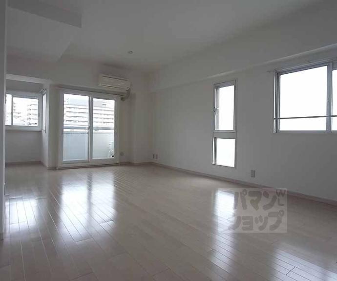 【グランドムール四条烏丸西】間取