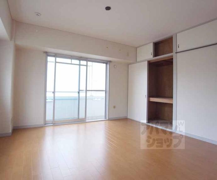 【エギュー・ド・ブランシェ】間取