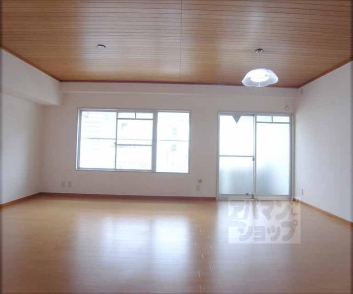 【エギュー・ド・ブランシェ】間取