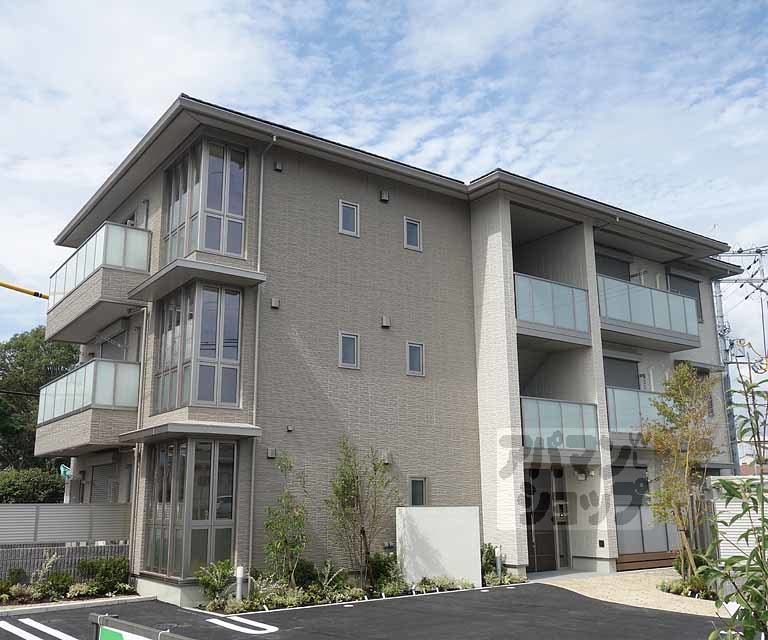 ＧＲＡＮＤ　ＡＧＥ