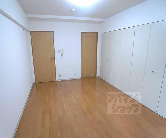 【烏丸アネックスⅡ】間取