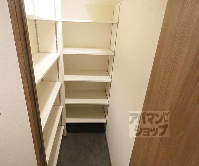 【ＬｉｖｅＣａｓａ堀川今出川】間取