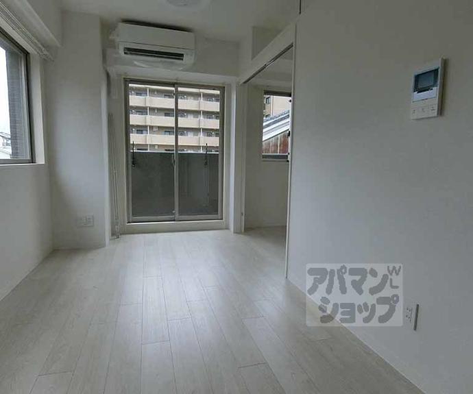 【ソルテラス嵯峨嵐山】間取