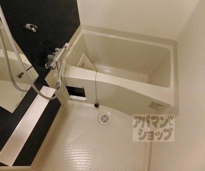 【ソルテラス嵯峨嵐山】間取