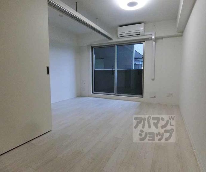 【ソルテラス嵯峨嵐山】間取