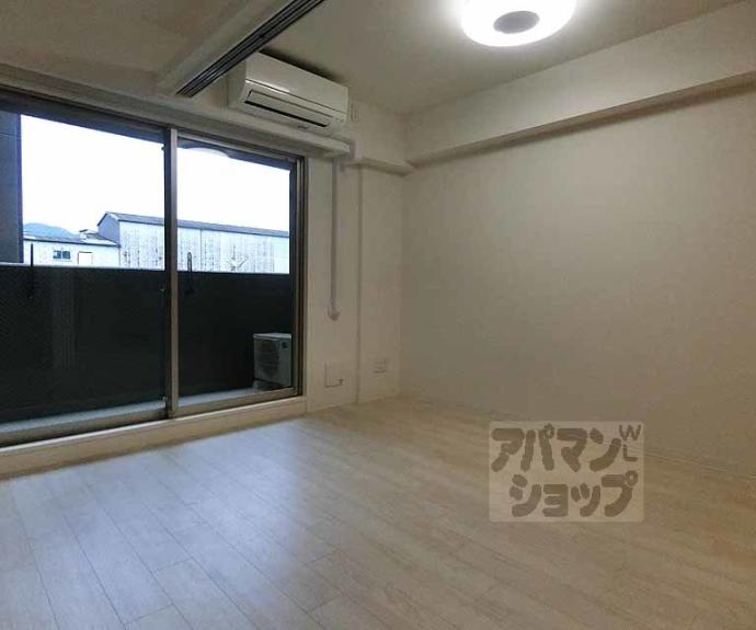 【ソルテラス嵯峨嵐山】間取