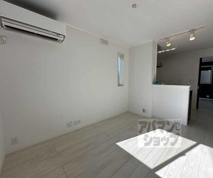 【プレジール嵯峨野】間取