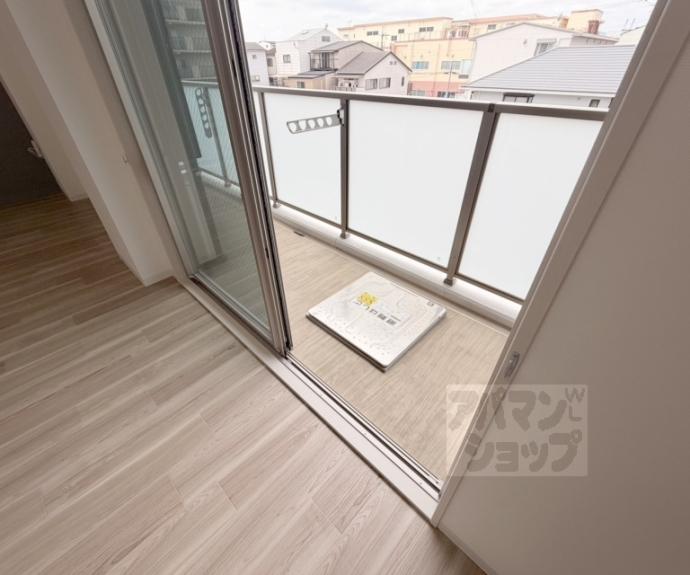 【グランジェ　リサーチパーク　イースト】間取