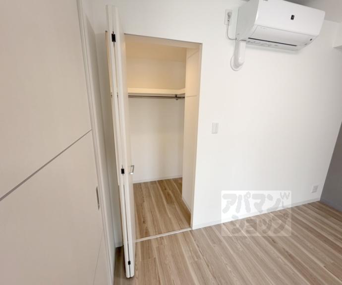 【グランジェ　リサーチパーク　イースト】間取