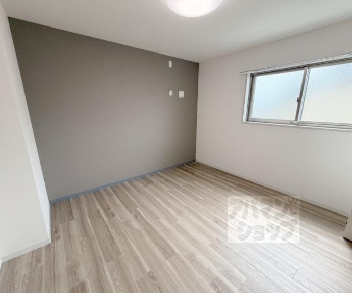 【グランジェ　リサーチパーク　イースト】間取