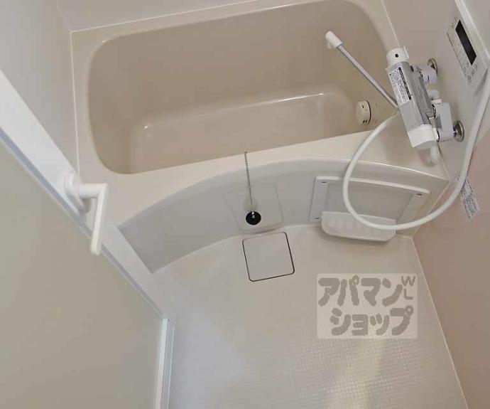 【カーサ・フェリーチェ桂】間取