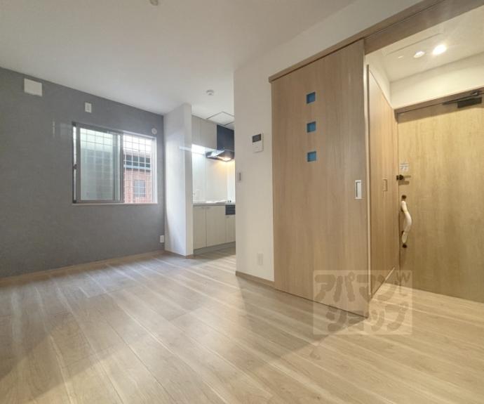 【聚楽廻東町戸建】間取