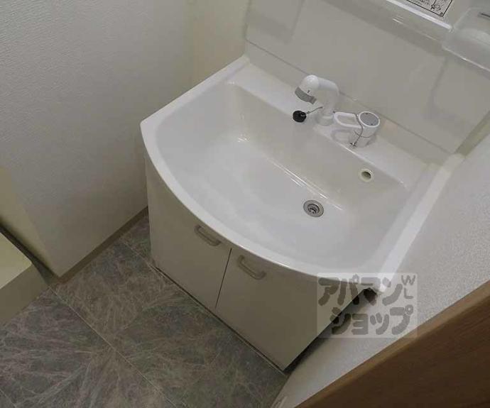 【コンフォート円町】間取