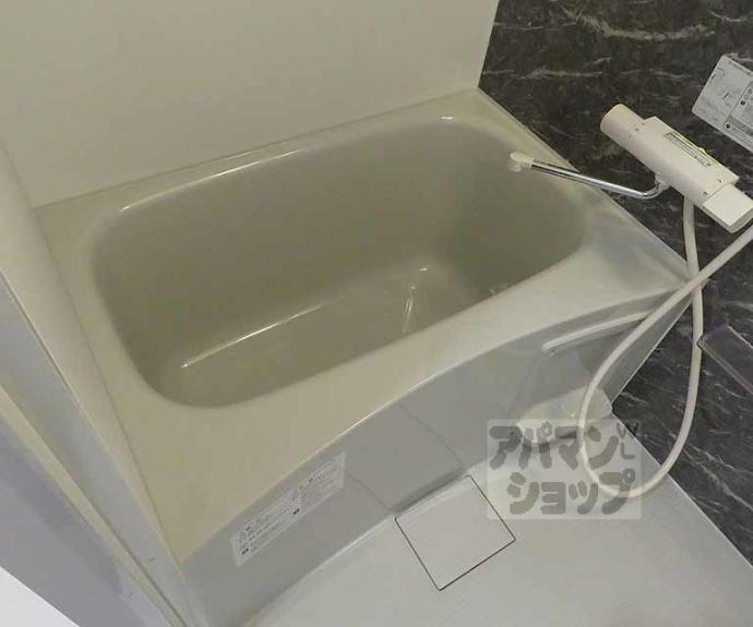 【コンフォート円町】間取