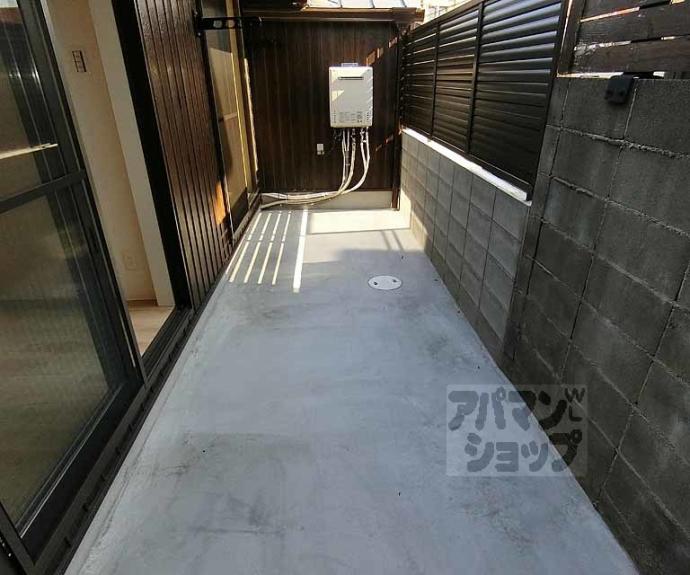 【西ノ京西中合町貸家６４番地】間取