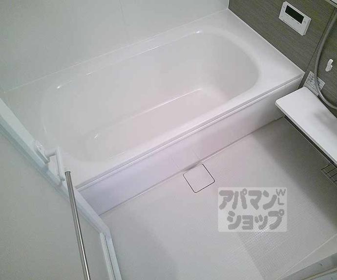 【クレリアＢ棟】間取