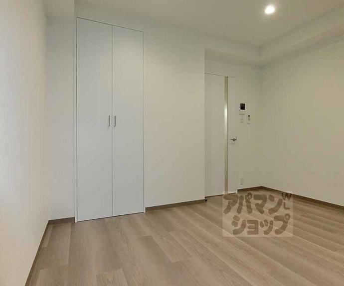 【ＴＨＥ　ＧＡＲＮＥＴ　ＳＵＩＴＥ　ＲＥＳＩＤＥＮＣＥ西院Ⅰ】間取