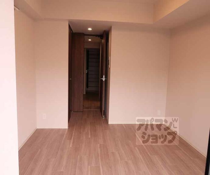 【エステムコート京都　梅小路公園】間取