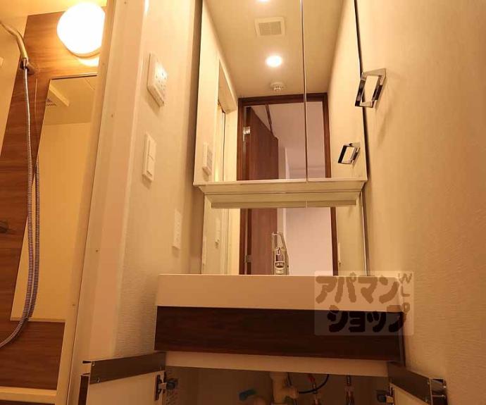 【エステムコート京都　梅小路公園】間取