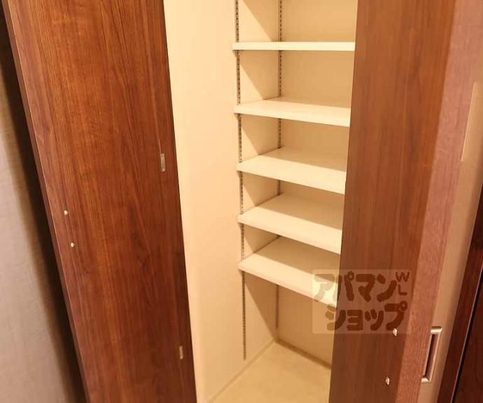 【エステムコート京都　梅小路公園】間取