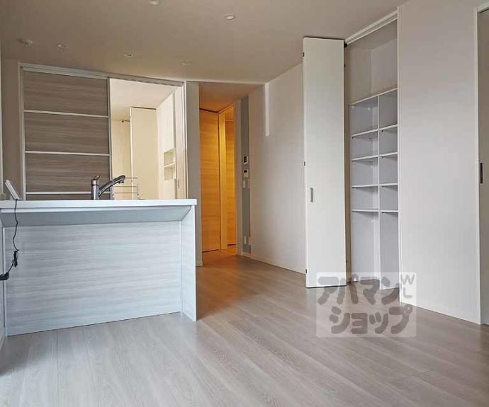 【Ｃｏｍｆｉｅｌｄ　シャーメゾン】間取