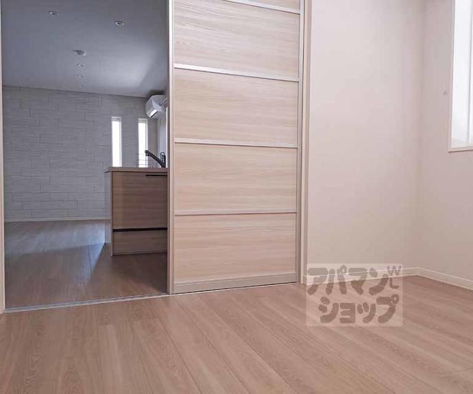 【Ｃｏｍｆｉｅｌｄ　シャーメゾン】間取