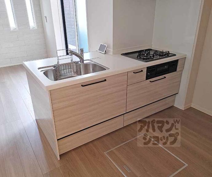 【Ｃｏｍｆｉｅｌｄ　シャーメゾン】間取