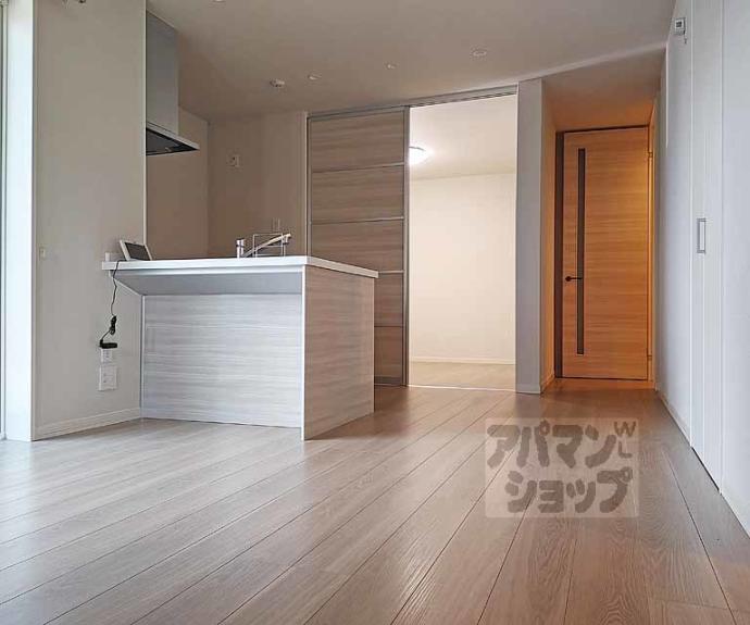 【Ｃｏｍｆｉｅｌｄ　シャーメゾン】間取