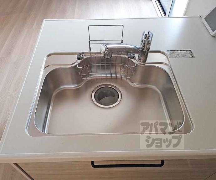 【Ｃｏｍｆｉｅｌｄ　シャーメゾン】間取