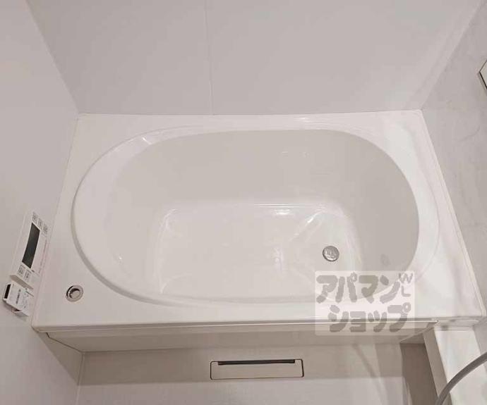 【Ｃｏｍｆｉｅｌｄ　シャーメゾン】間取