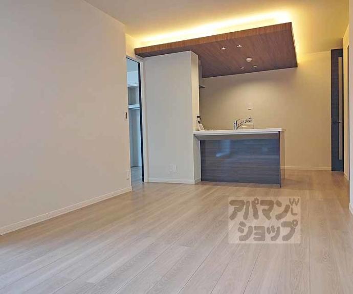 【Ｃｏｍｆｉｅｌｄ　シャーメゾン】間取