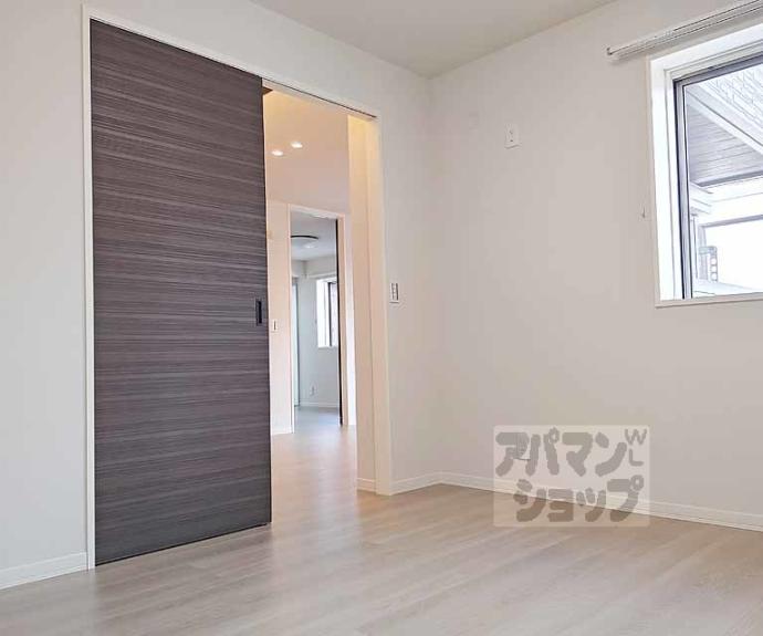 【Ｃｏｍｆｉｅｌｄ　シャーメゾン】間取