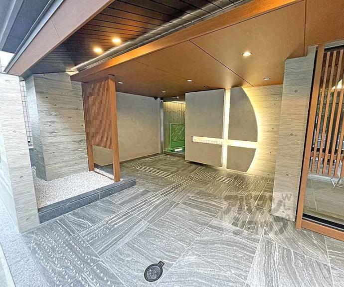 【ヴィークコート京都河原町二条】