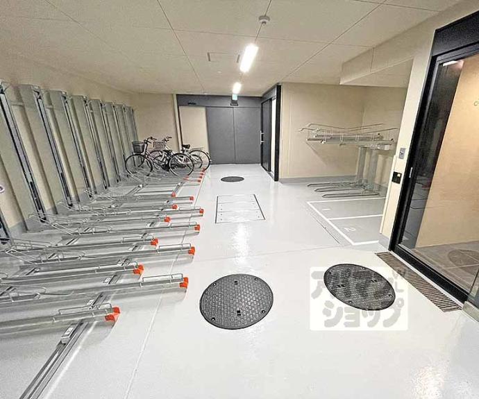 【ヴィークコート京都河原町二条】