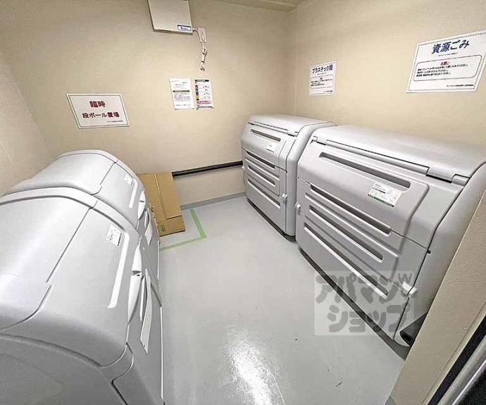 【ヴィークコート京都河原町二条】