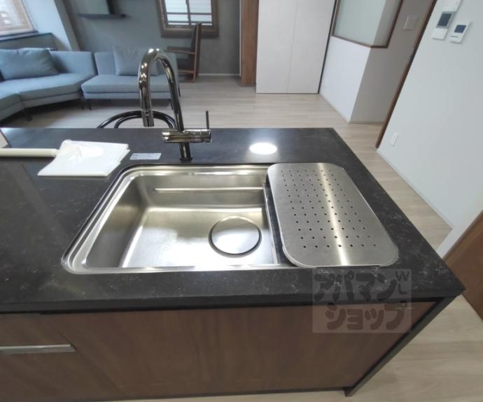 【ヴィークコート京都河原町二条】間取