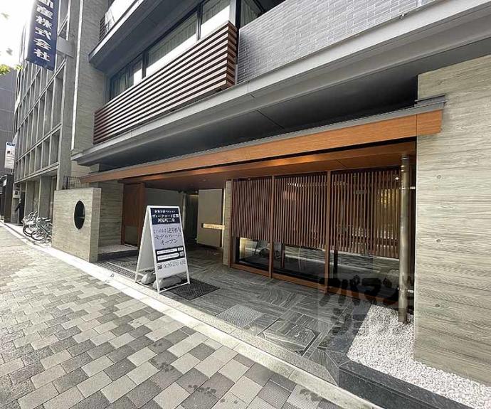 【ヴィークコート京都河原町二条】