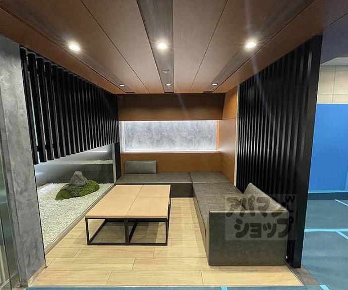 【ヴィークコート京都河原町二条】