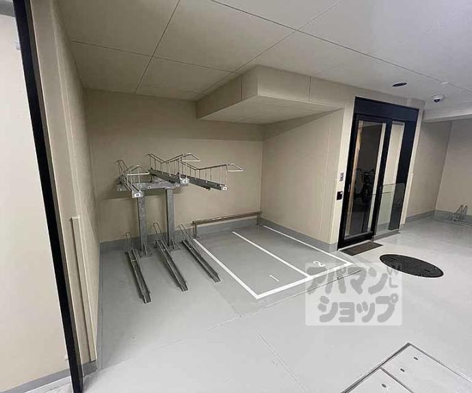 【ヴィークコート京都河原町二条】