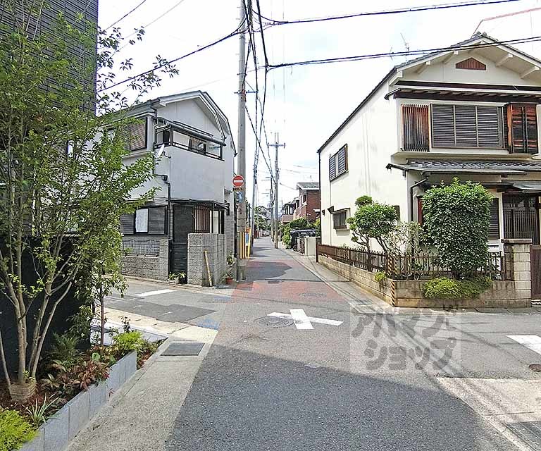 【シャーメゾン 多藪】間取