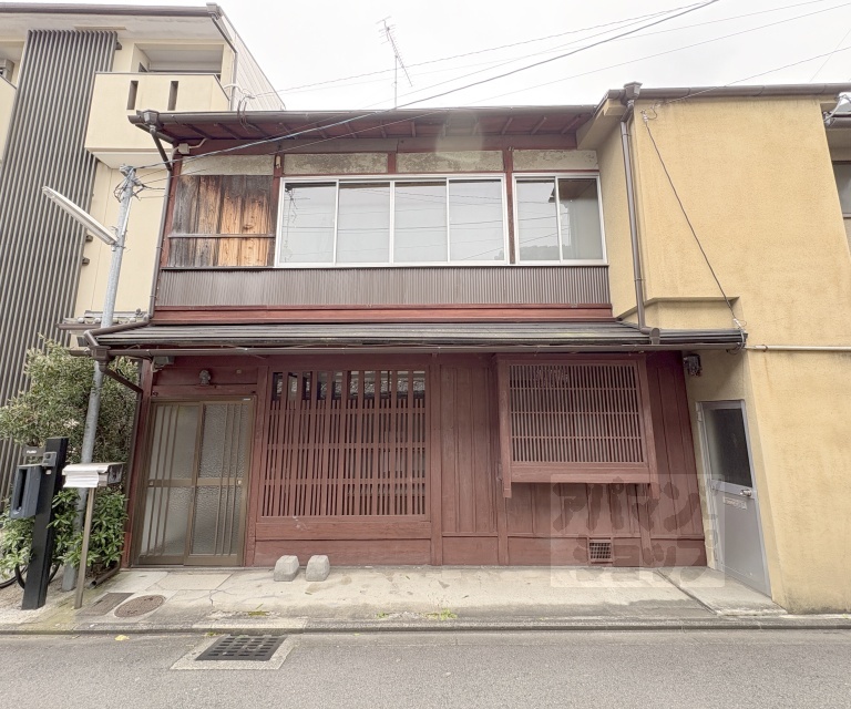 上京区花車町戸建て