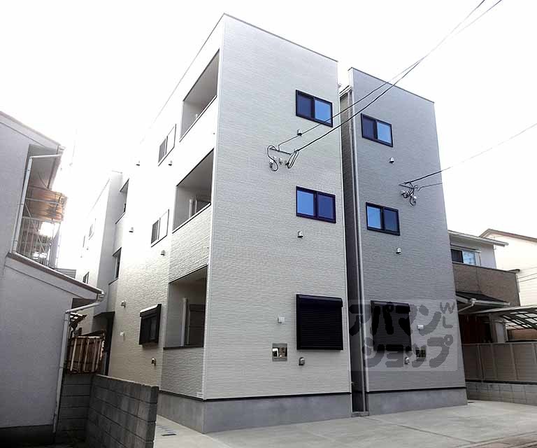 Ｈａｒｍｏｎｙ　Ｔｅｒｒａｃｅ－ｓｙ　椥辻