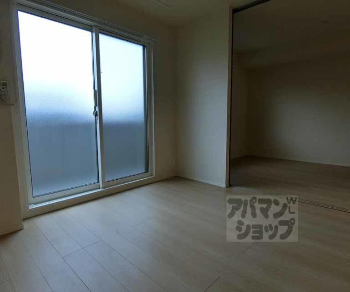 【Ｄ－ＲＯＯＭ瀬戸川】間取