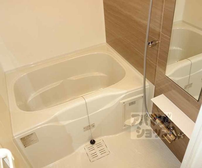 【クローバー・レジデンス京都西大路】間取