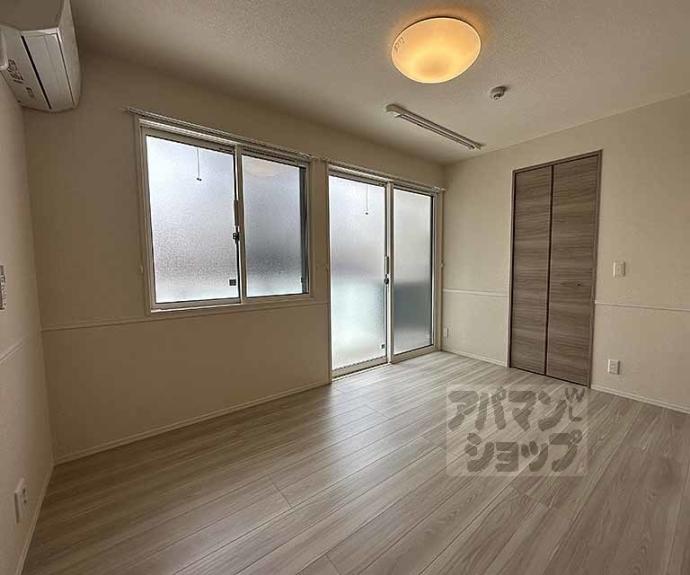 【メゾン　ド　アジュール】間取