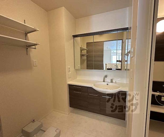 【メゾン　ド　アジュール】間取