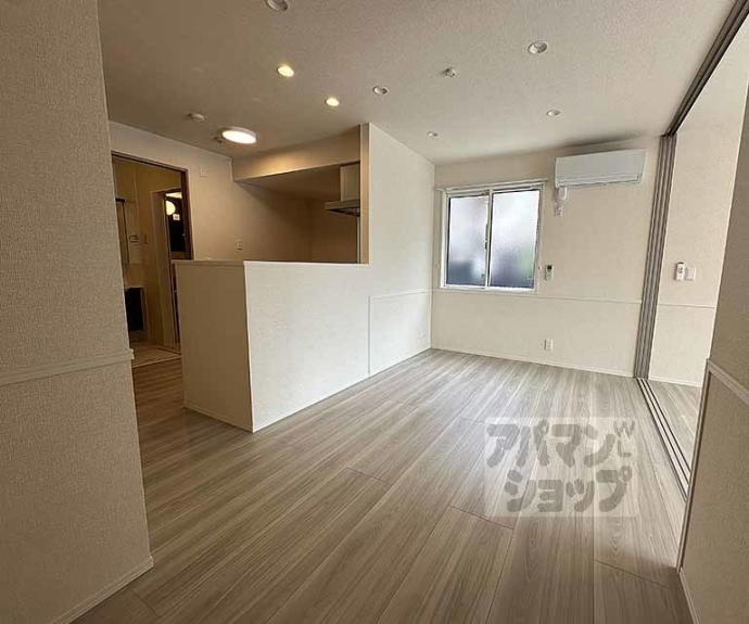 【メゾン　ド　アジュール】間取