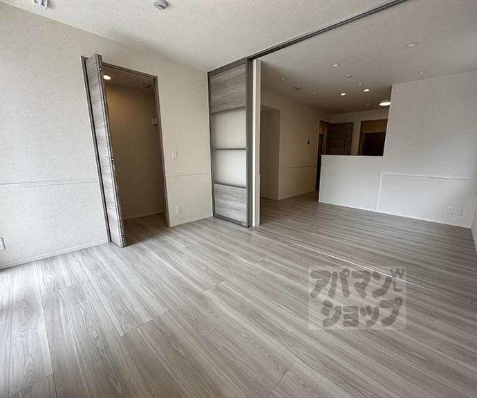 【メゾン　ド　アジュール】間取