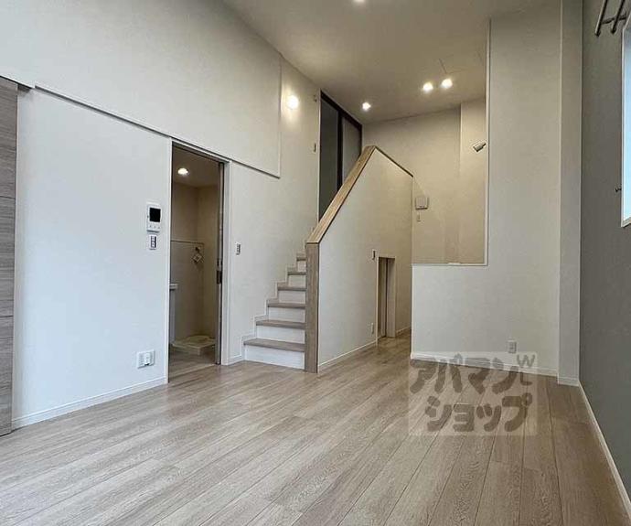 【Ｂｅｌｌｅ　Ｌｅａｄ太秦　花水木】間取